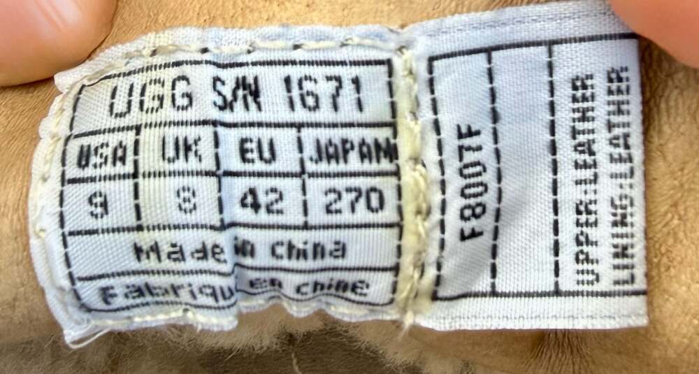 UGG - Picture 8 of 8